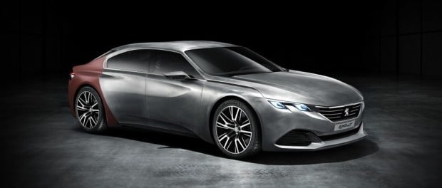 Le concept-car Peugeot Exalt