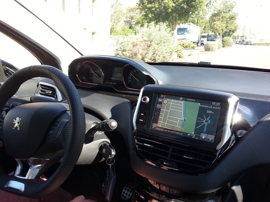 Mise à Jour écran Tactile Peugeot 2008