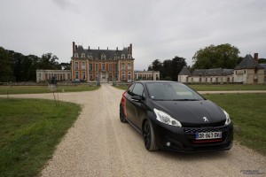 Peugeot 208 GTi by Peugeot Sport