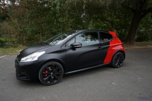 Peugeot 208 GTi by Peugeot Sport