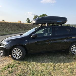 Media '308 + barre de toit PEUGEOT + coffre de toit Bermude 400 NORAUTO' in category 'Peugeot 308'