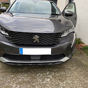 Active Business 2021 - PEUGEOT 3008 - crocs lumineux