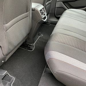 Active Business 2021 - PEUGEOT 3008 - arrière avec tapis velour
