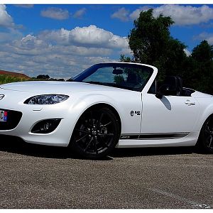 026_mx5NCFL_01