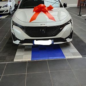 308 GT Blanc nacrée jour J