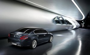 Concept 5 by Peugeot vue arrière dynamique