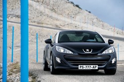 http://www.forum-peugeot.com/images/rcz/peugeot-rcz-officiel-010_tn.jpg
