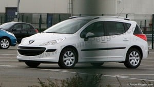 http://www.forum-peugeot.com/wp-content/uploads/2007/03/207-sw-poissy-08_mini.jpg Peugeot 207 sw