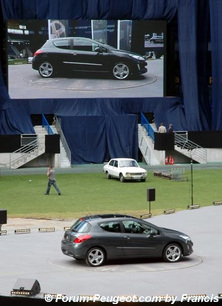 Peugeot 308 au stade Bonal