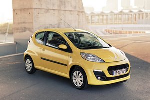 peugeot-107-2012-01_tn