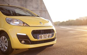 peugeot-107-2012-03_tn