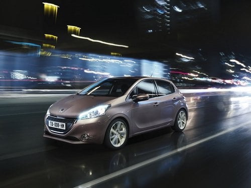 http://www.forum-peugeot.com/wp-content/uploads/2015/01/peugeot-208-sd-05.jpg