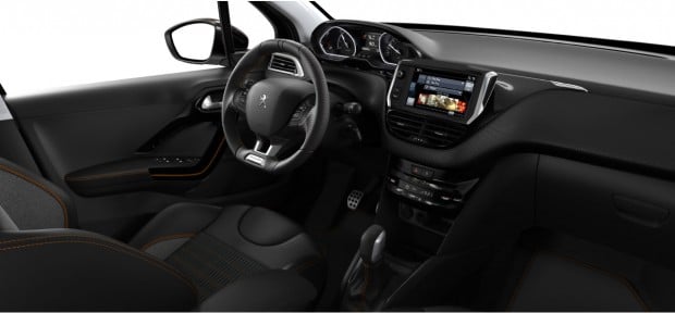 L'intérieur de la Peugeot 208 Roland Garros