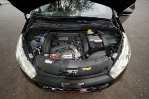 Peugeot 208 GTi by Peugeot Sport