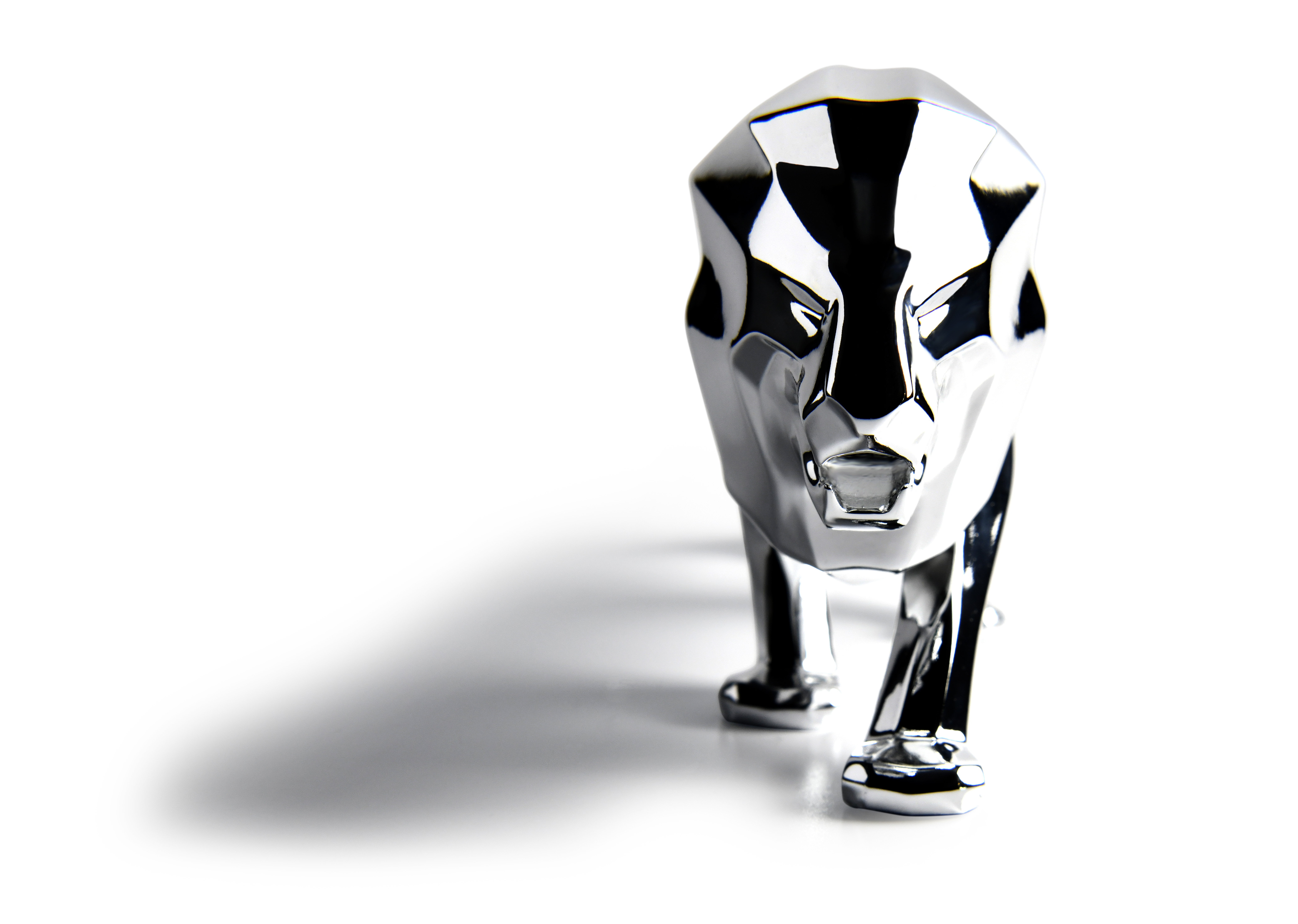 Peugeot_LionAmbassador_DesktopSculpture_002_0.jpg