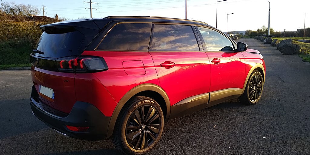 Essai du 5008II phase 2 GT PT 180 Rouge Ultimate Black Pack