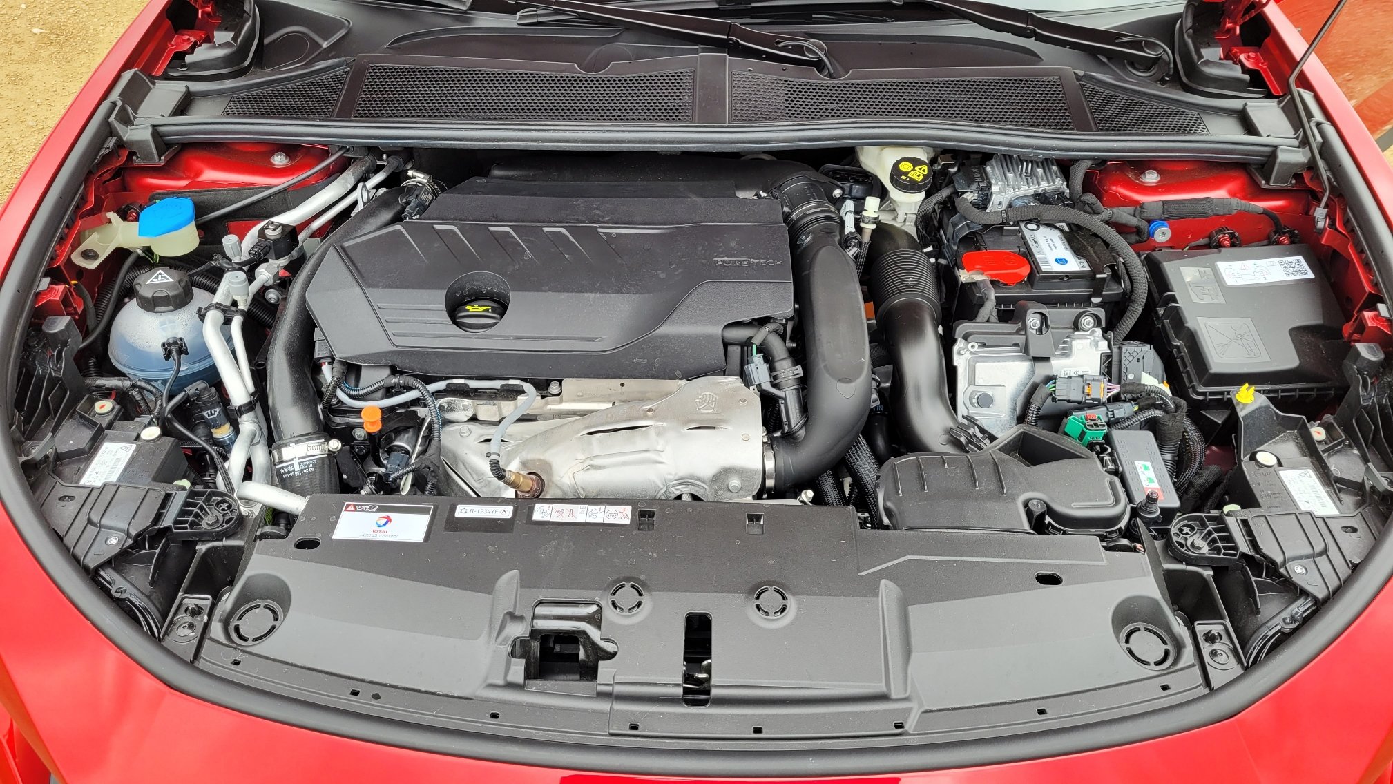 Peugeot 408 GT