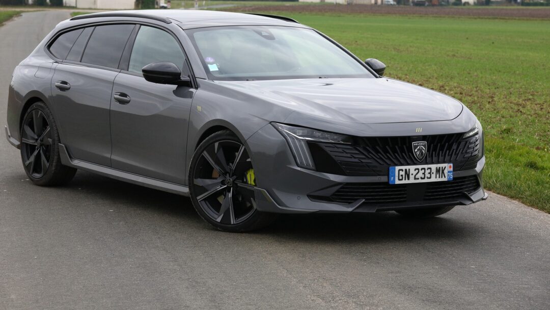 Nouvelle 508 SW Peugeot Sport Engineering