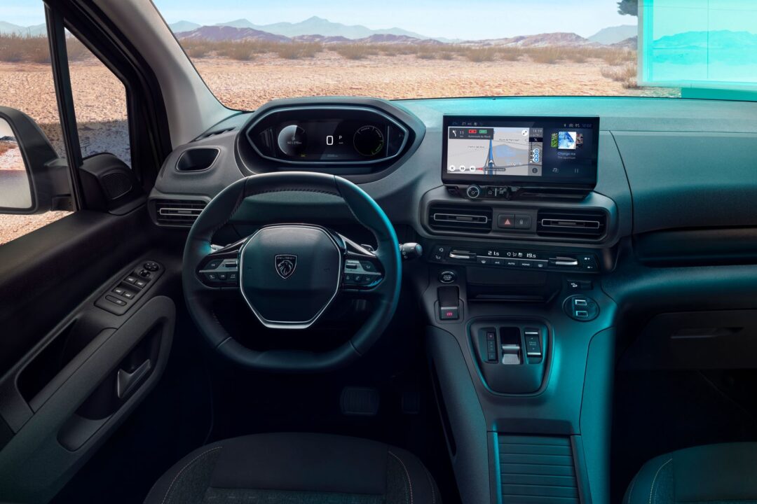 Peugeot E-Rifter i-Cockpit