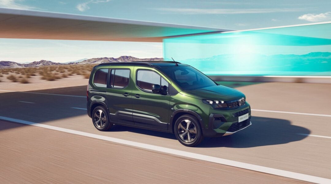 Nouveau Peugeot E-Rifter Vert Sirkka
