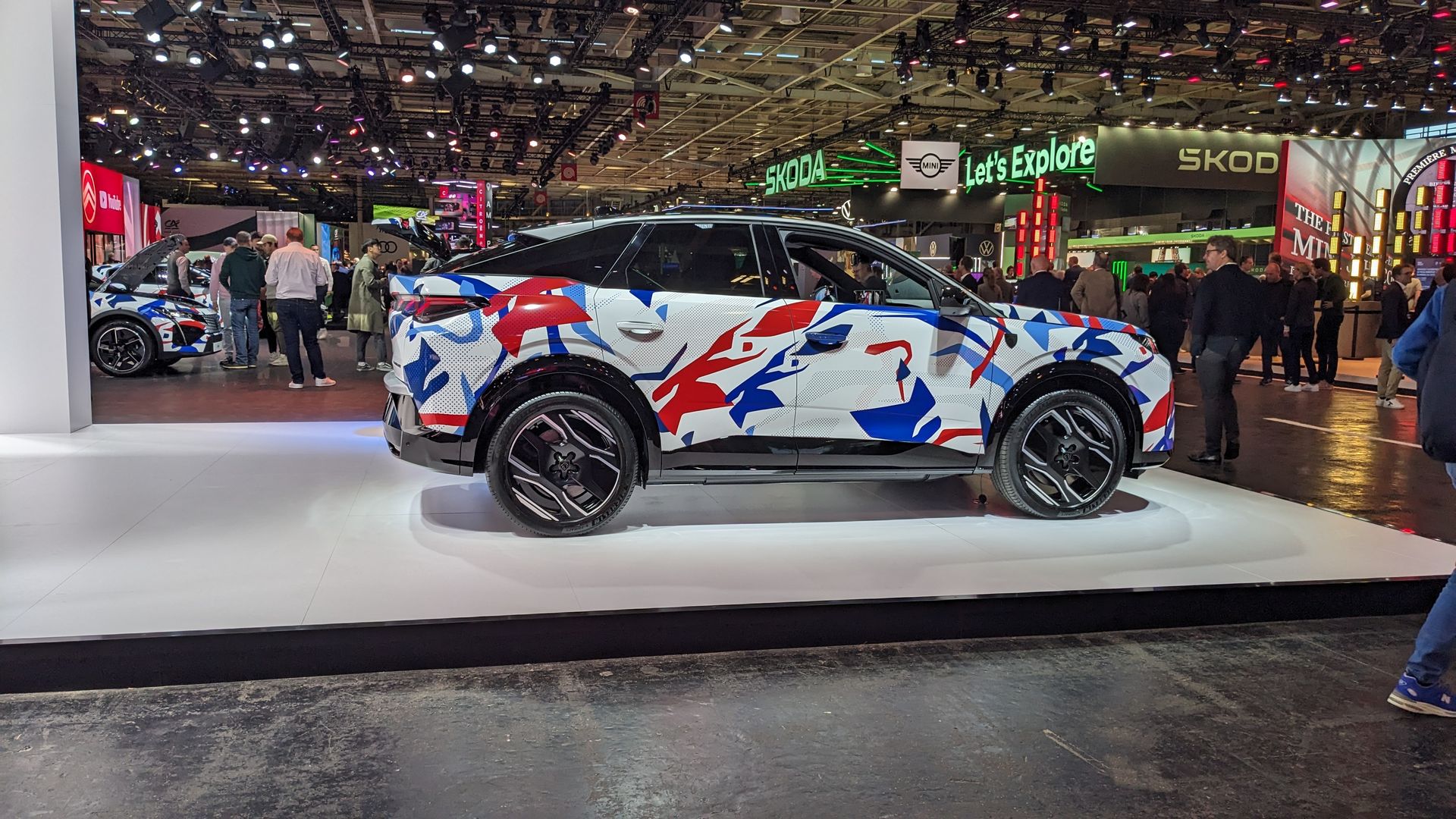 Peugeot e-3008 au Mondial de l'Automobile 2024