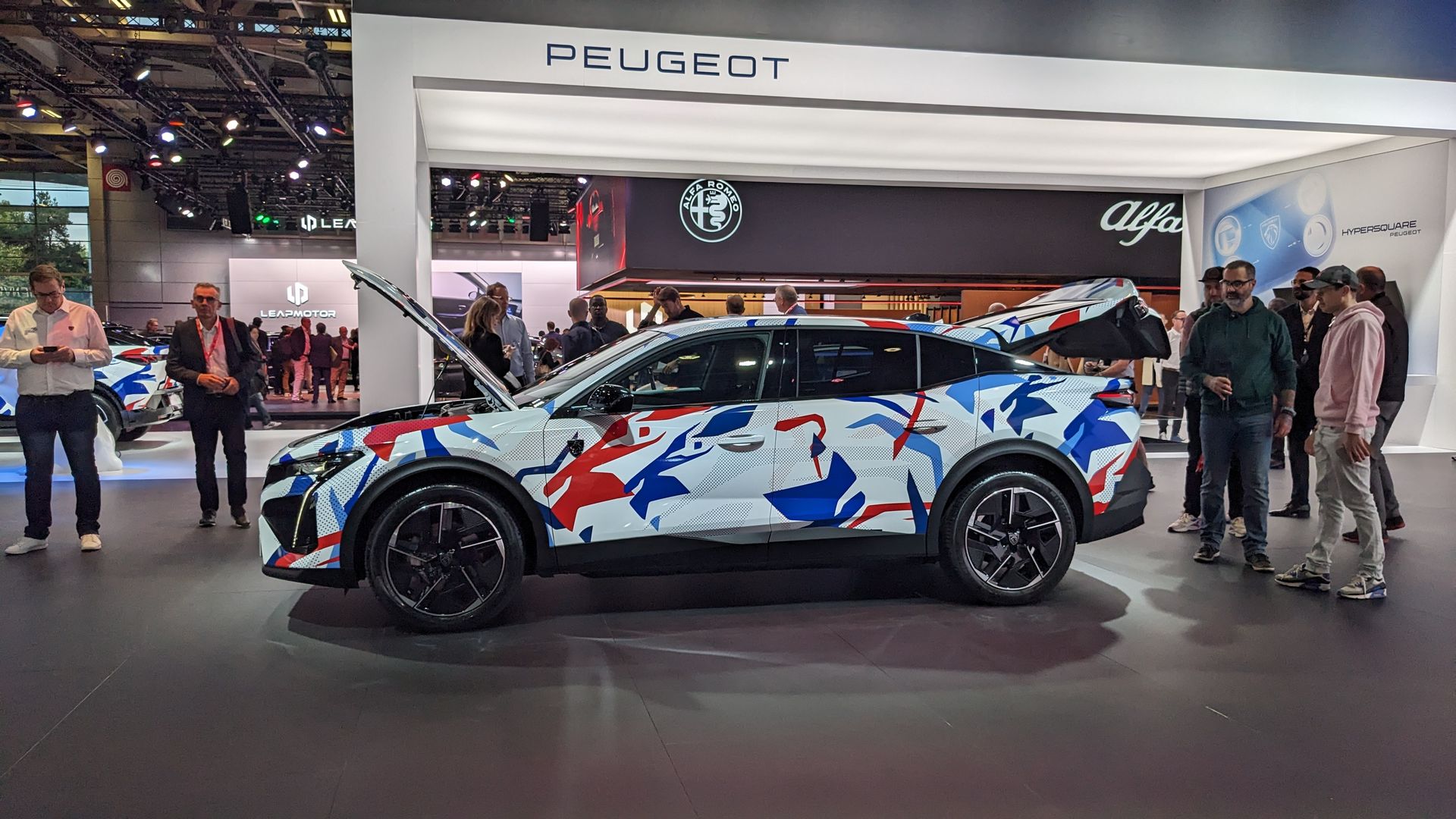 Peugeot e-408 première mondiale
