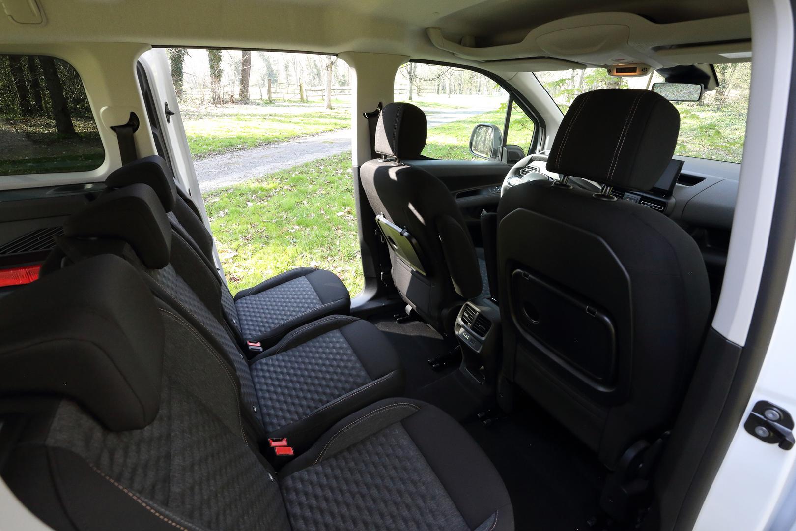Peugeot e-Rifter Long sièges arrière