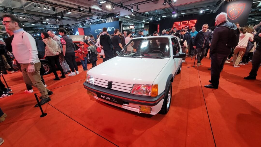Peugeot 205 GTI 1.6 105ch Retromobile 2026