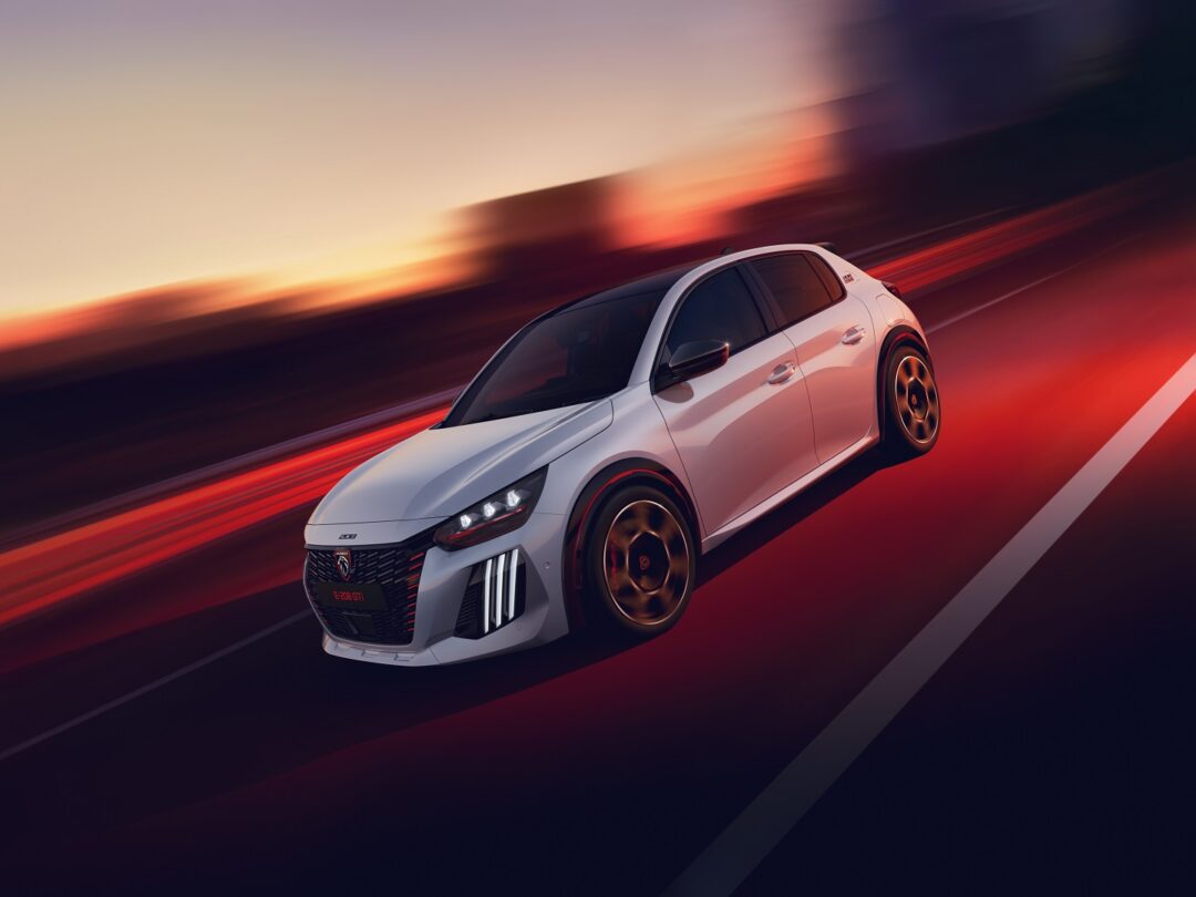 Peugeot E-208 GTi : le tarif, les équipements de série