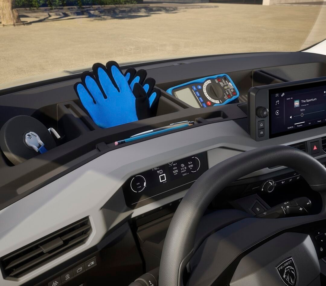 Nouveau rangement sur Peugeot Parner Active